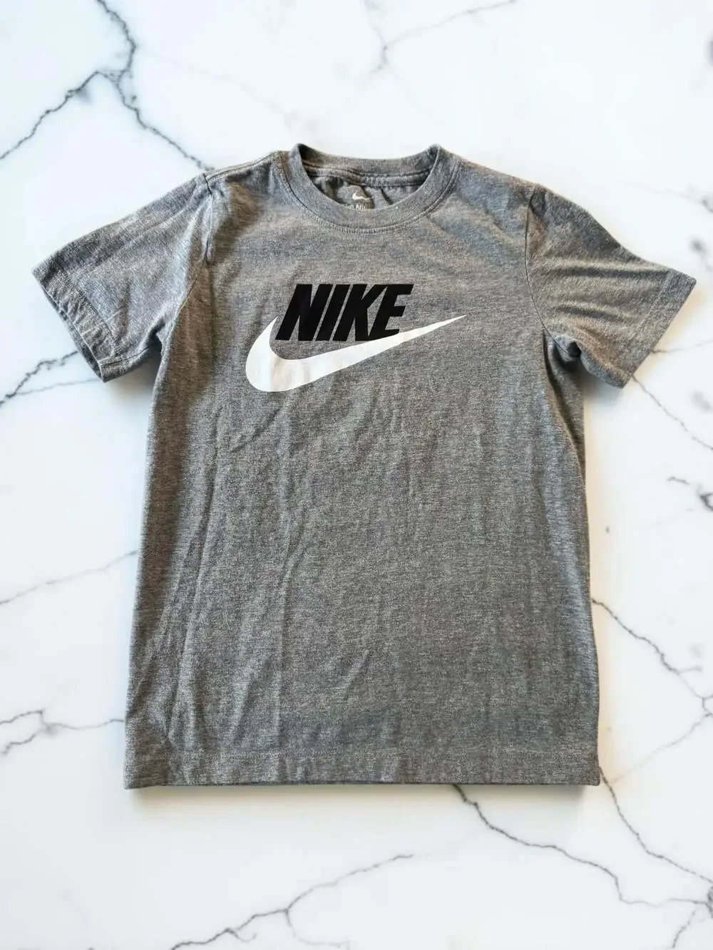 Nike Sportswear Futura HBR Boys Graphic T-Shirt Size S